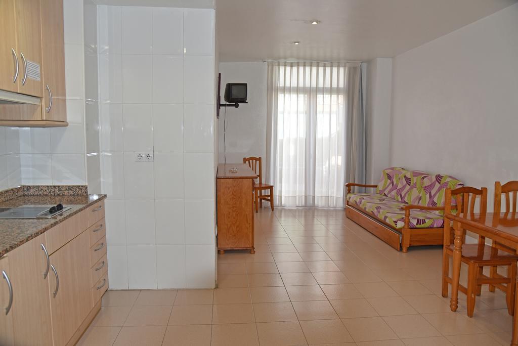 יורט דה מאר Apartamentos Ar Dosjoimi מראה חיצוני תמונה